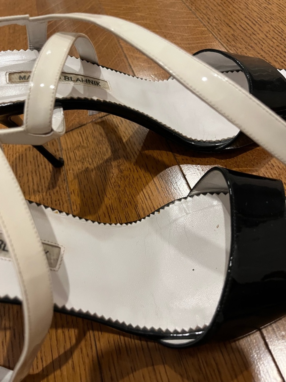 Manolo Blahnik Black Patent and White Strappy Sandals - Picture 7 of 7